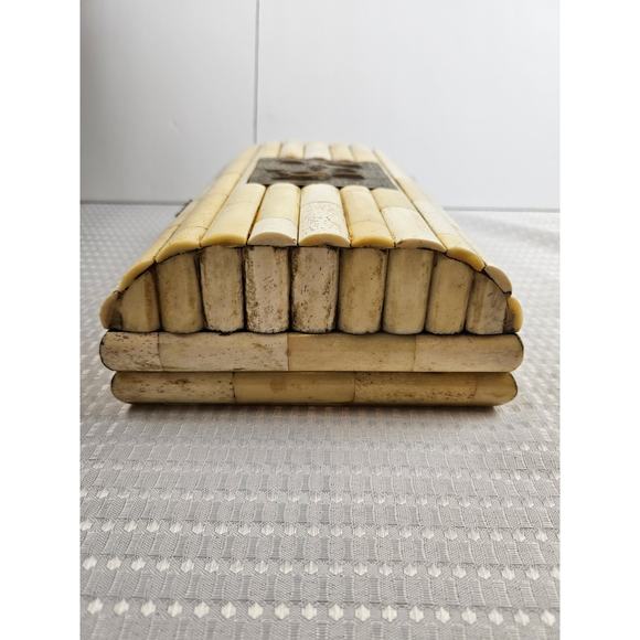 Vintage Carved Bone Hinged Trinket Box - Black Velvet Lined -  Made in India - Picture 3 of 12